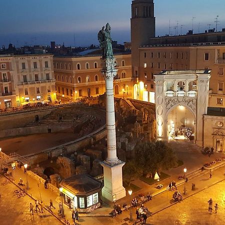 Bed and Breakfast Palazzo Del Centro Lecce Exterior foto