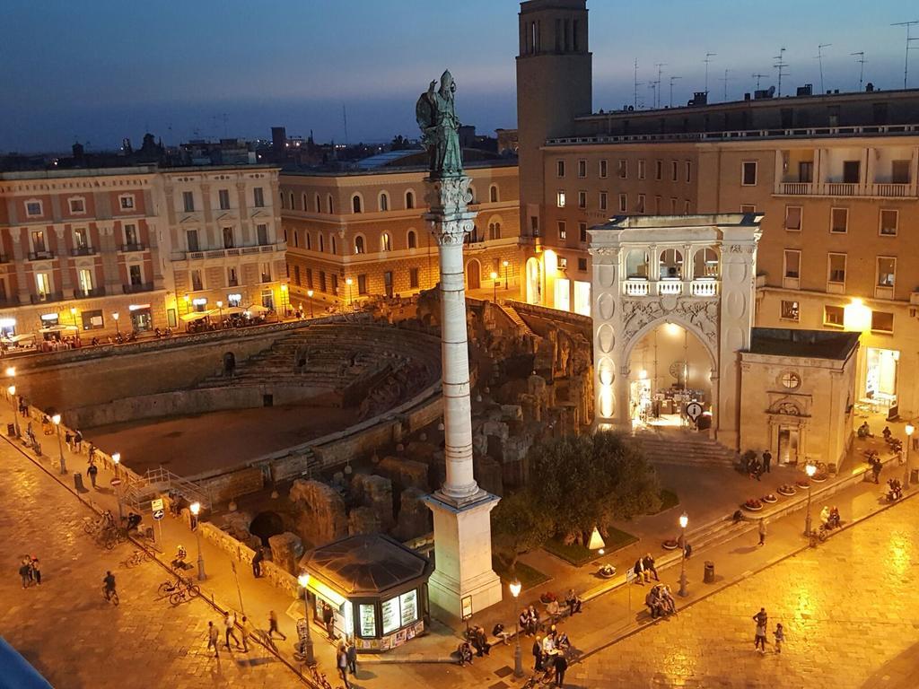 Bed and Breakfast Palazzo Del Centro Lecce Exterior foto
